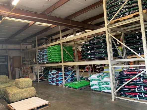 WINNING CIRCLE FEED & PET SUPPLIES: 9722 State Road 52, Hudson, FL 34669